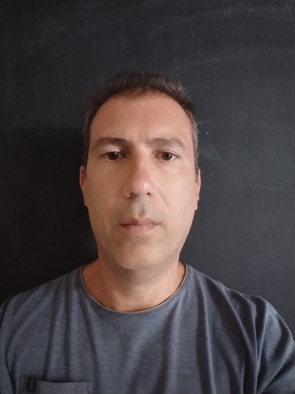 Μέλος Διοίκησης 11